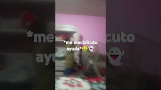 se electrocuta epicamente🤑🤑👻MiguelASSAL humor comedia xd sortvideo [upl. by Elexa]