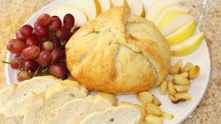 Gebackener Brie mit Zwiebeln und Apfel in Blätterteig [upl. by Elyak]