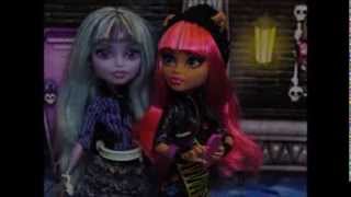 Monster High  13 wishes trailer stop motion [upl. by Fairlie]