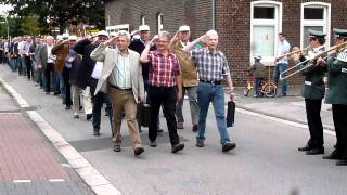 Vorparade2011MOV [upl. by Ainitsirc369]