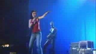 Laura Pausini amp Biagio Antonacci  Tra Te E Il Mare Live [upl. by Conroy]