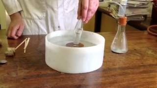 Preparation of Hydrogen from the reaction of Zinc with Hydrochloric Acid [upl. by Ecnaled]