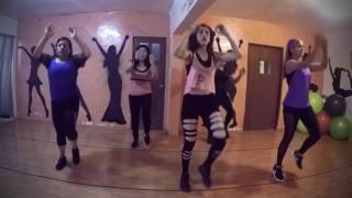 Oye Mujer  Live Healthy Zumba [upl. by Rowan]