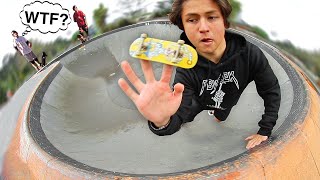 FINGERBOARDING AT AN ACTUAL SKATEPARK [upl. by Mot939]