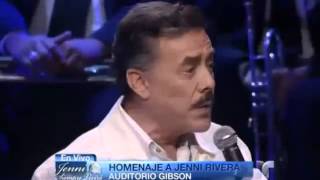 Papá de Jenni Rivera canta Cuando Muere Una Dama frente At [upl. by Cornell]