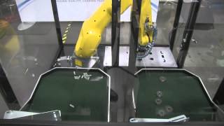 Flexible Part Feeding with Gracos GFlex™ 1500 Feeder and FANUC Robots [upl. by Hessler393]