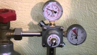 Bottle mount CO2 beer gas regulator suppliers UK Home brewing Home bar [upl. by Kisor741]