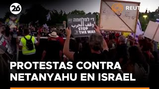 Manifestantes en Jerusalén exigen la renuncia de Netanyahu  Reuters [upl. by Hgielar]