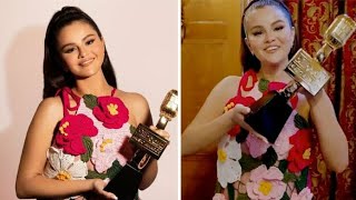 Selena Gomez gleefully accepts Billboard award for ‘Calm Down’ [upl. by Aicsile429]