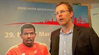 Haspa Marathon Hamburg 2014  Frank Thaleiser über Haile Gebrselassie [upl. by Assirialc]