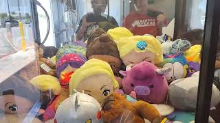 Journey To The Vandalia Claw Machine Episode 99 clawing at Walmart [upl. by Neveda]