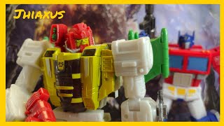 Transformers Generations Legacy Voyager Jhiaxus Review [upl. by Heda449]