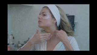 Learn how to apply Biologique Recherche Masque VIP O2 [upl. by Erelia]