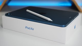 New iPad Air 2022  Unboxing and Overview in 8K [upl. by Heathcote]