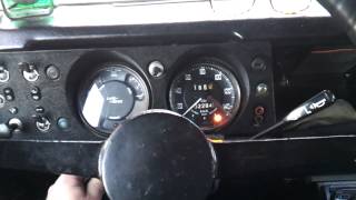 Series LandRover 225 Diesel Cold start [upl. by Saxena]