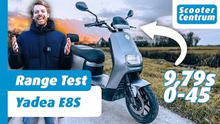 Yadea E8S Elektrische Scooter Test  Actieradius Acceleratie Remmen en Laadsnelheid [upl. by Cordie]