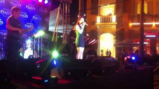 Kyla  Hanggang Ngayon live  Piazza 102910 [upl. by Ueih610]