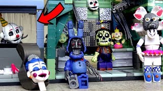 Ennard Gets Scooped And Cheated  FNAF McFarlane [upl. by Eladnyl]