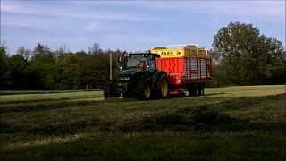 Récolte et stockage du foin 2013  John Deere 5100R amp Pottinger Faro 4000 [upl. by Ettenad239]