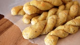 PALEO GARLIC BREADSTICKS  10 PointsPlus [upl. by Nenad]