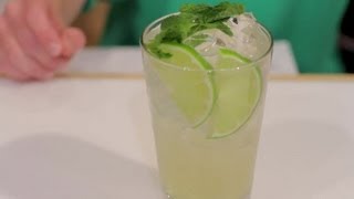 How to Make a Mojito With Sprite Rum amp Mojito Mix  Mojito amp Daiquiri Recipes [upl. by Inerney494]