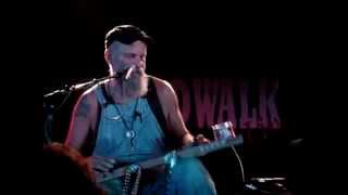 Seasick Steve 1 string diddley bo [upl. by Eilahs]