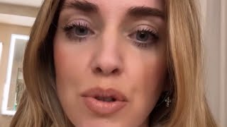 Chiara Ferragni ha un crollo emotivo sui social “non sono così forte” [upl. by Akeenahs]