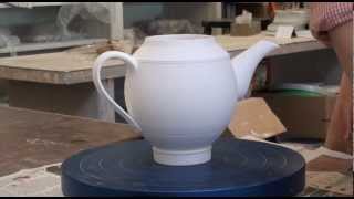 104Glazing 3 Teapots with HsinChuen Lin [upl. by Jami]