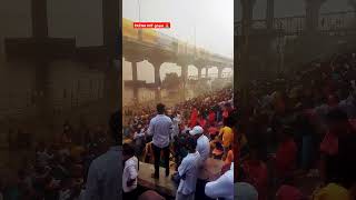 PATNA niy ghaat par kitna bher h chat puja trending viralvideo shots chatpujasong patna chat [upl. by Azilanna]