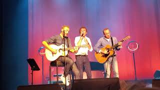 Alain Souchon avec Pierre Souchon et Ours Jai 10 ans Casino de Paris 14112024 [upl. by Disharoon581]