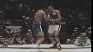 George Foreman vs Gregorio Peralta I Part 3 [upl. by Sulecram]