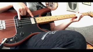 Bass shootout Westone Peavey Precision Thunderbird [upl. by Yenettirb]