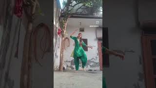 Meni ghani bawri ho gaidance bhagra ghanibawri youtubeshorts dancecover dancesteps dancemoves [upl. by Etteraj]