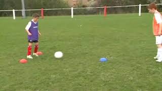 Ejercicios de fútbol para niños de 6 a 9 años [upl. by Ettenom337]