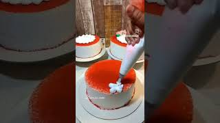 Red velvet cake decorations shortfeed shortvideo cakedecorations cakemaster redvelvetcake cake [upl. by Lemmor247]