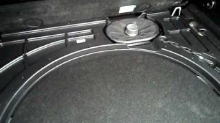 Opel Astra Sports Tourer Infinity Sound System woofer [upl. by Evelunn490]