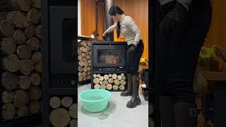 This indoor smokeless heating stove produces no smoke even when burning wet wood winter [upl. by Natehc921]