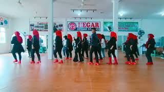 Better When Im Dancing  Line Dance  Choreo  Gaylynn Brenoel USA Demo  Hegar Studio Palembang [upl. by Macleod384]