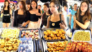 Very Famous Cambodian Street Food at Koh Norea Night Market – Fried Chicken Stewed Pork Rice amp More [upl. by Rehpinnej80]