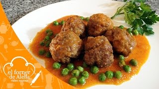 Albóndigas con Guisantes [upl. by Rma]