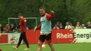 1 FC Köln Applaus für Podolski trotz Wechsel zu Arsenal [upl. by Oliric]