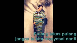 Maya Karin  Pulang Lyric Video [upl. by Nobie]