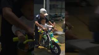 Mi moto subscribe music shortvideo trendingvideo motorcycle [upl. by Leirbaj560]