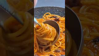 Spaghettone con la Nduja calabrese burrata e tarallo pugliese😋calabria ricette ricettefacili [upl. by Notsek]