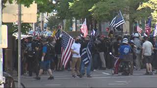 Crowd of altright activists clash with Antifa in violent afternoon demonstrations in Portland [upl. by Orelu]