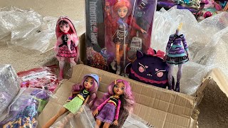 OPENING A HUGE BOX OF MONSTER HIGH PROTOTYPES NEW IN BOX hand painted samples and more [upl. by Sutherland363]