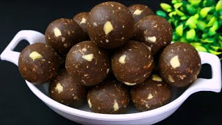 റാഗിയും ശർക്കരയും കൊണ്ടൊരു സൂപ്പർ പലഹാരം  Ragi Laddu with Jaggery Ragi LadduRagi Recipe Malayalam [upl. by Brittni]