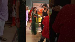 Chand Jalne Laga Offscreen Videos l behindthescenes colorstv [upl. by Honorine]