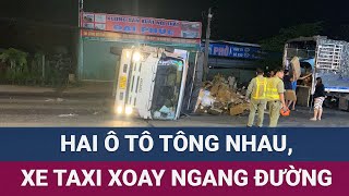 Hai ô tô tông nhau taxi biến dạng xe tải đổ chắn ngang đường hàng hoá tung toé  VTC Now [upl. by Annoya]