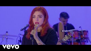 Mon Laferte  Calaveras En Vivo [upl. by Aissej]